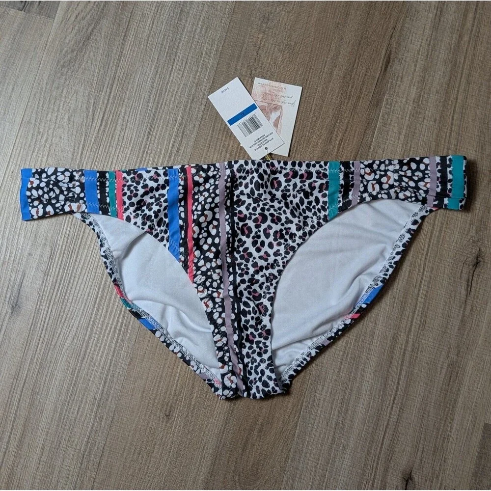 NWT Jessica Simpson Multicolor Animal Print  Size XL Hipster Swim Bottom $46
